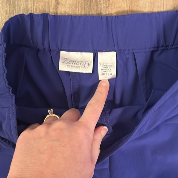 Zenergy By Chicos 2 Piece Blue Pant and Vest Set Travel Sporty Size 0 (Small) - Picture 6 of 8